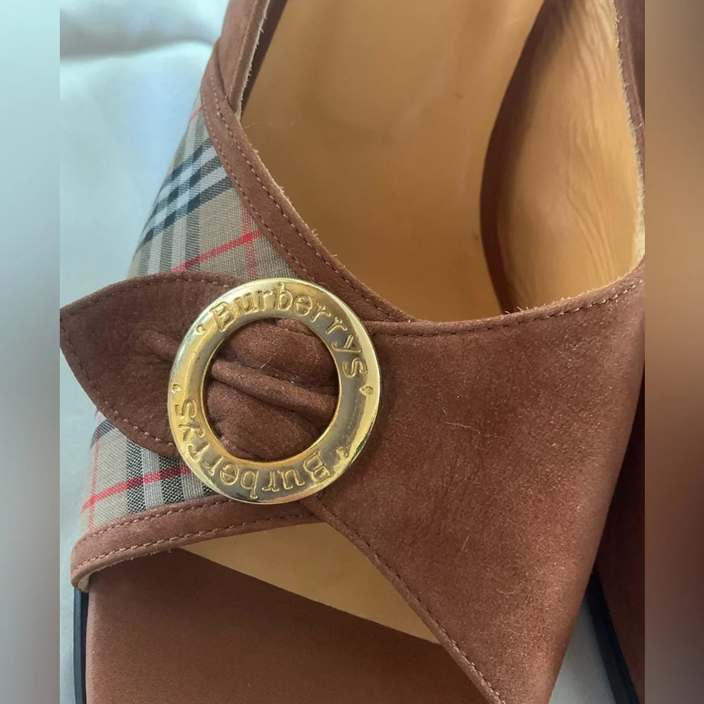 Burberry Sandals - Picture 8 of 12